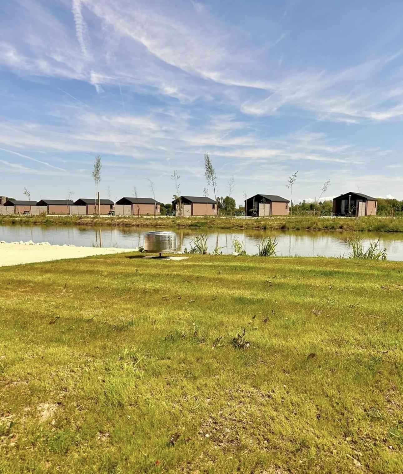 Lakeside Fishing Retreats Бостон Экстерьер фото